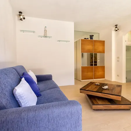 Amalthea * Коста-Парадисо